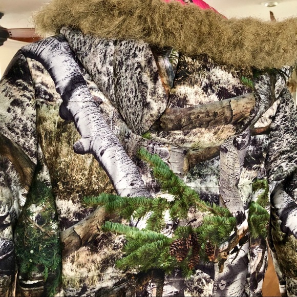 *SOLD on Facebook* Mossy Oak Puffy Jacket - Picture 8 of 8
